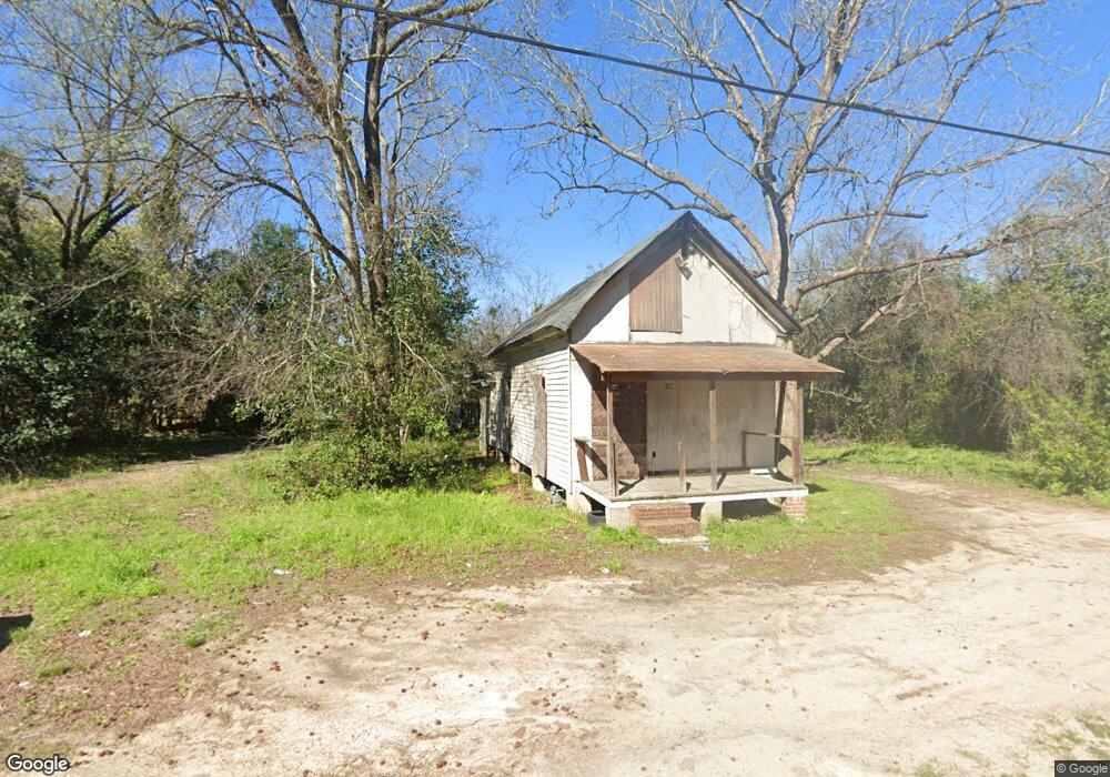 1048 Smith St, Macon, GA 31217 - photo 1