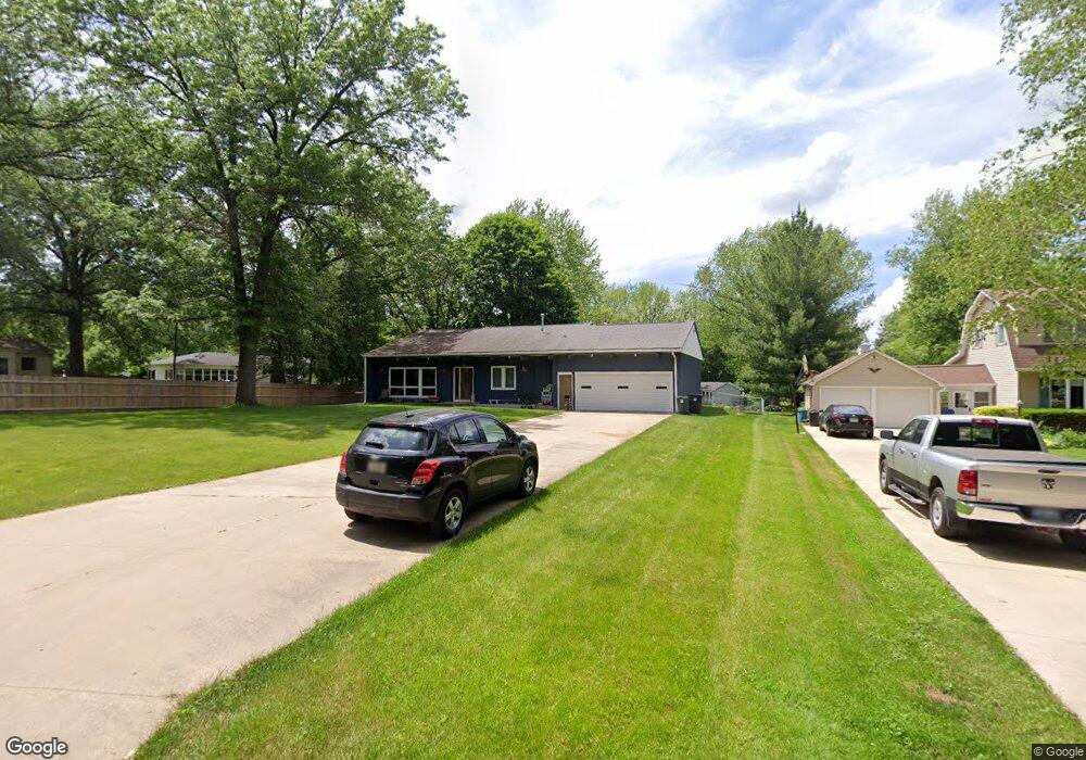 1621 Patterson Ln, Cedar Falls, IA 50613 - photo 1