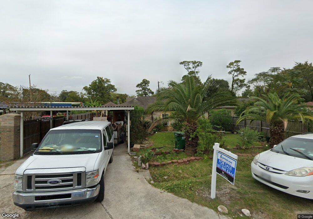 13437 Indianapolis St, Houston, TX 77015 - photo 1