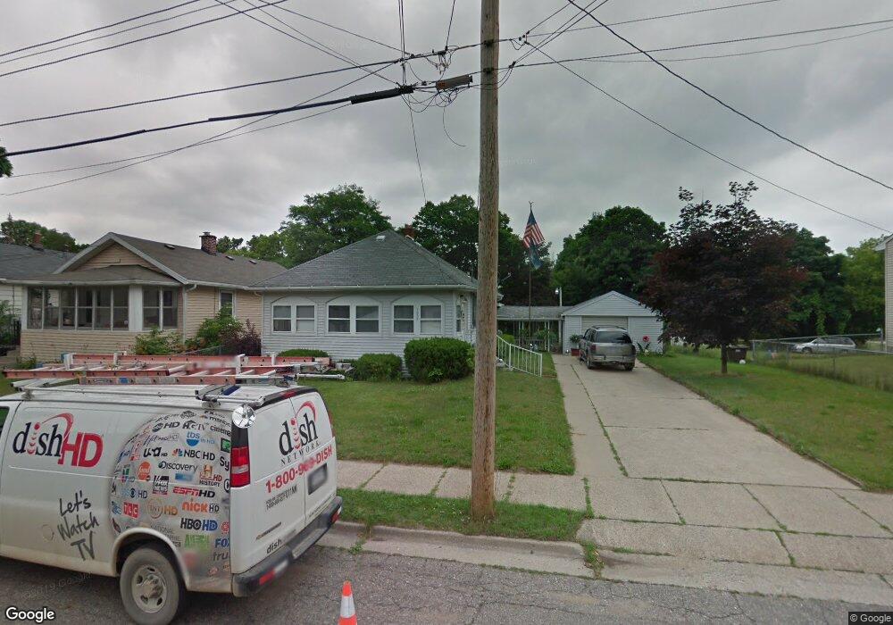 1035 Lathrop St, Lansing, MI 48912 - photo 1