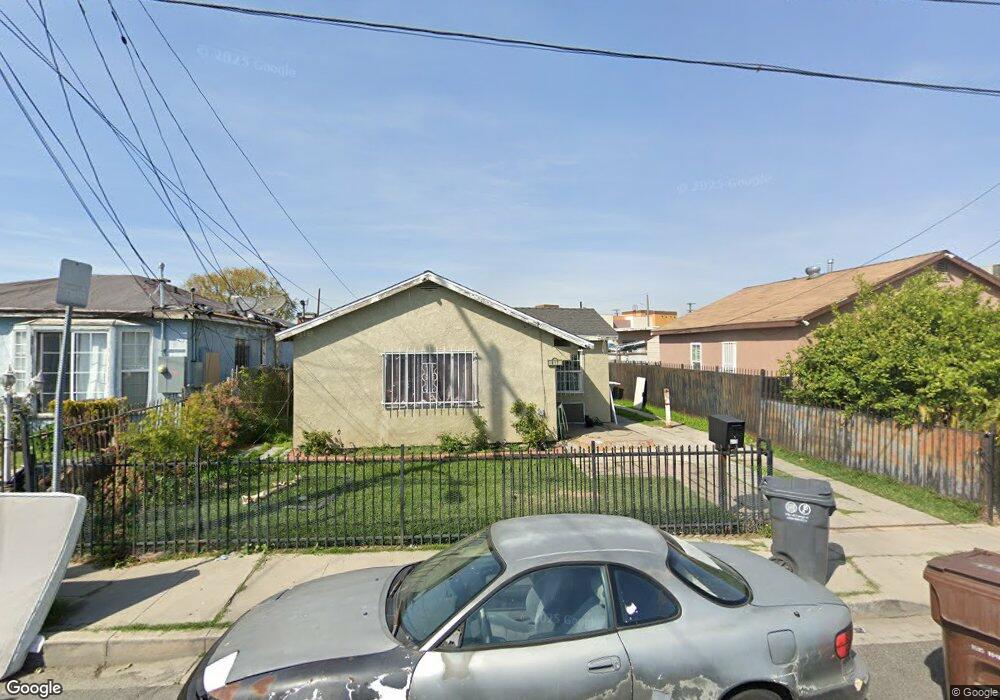 817 W Plum St, Compton, CA 90222 - photo 1