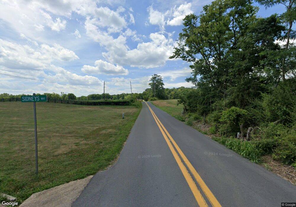 713 Sam Mason Rd, Bunker Hill, WV 25413 - photo 1