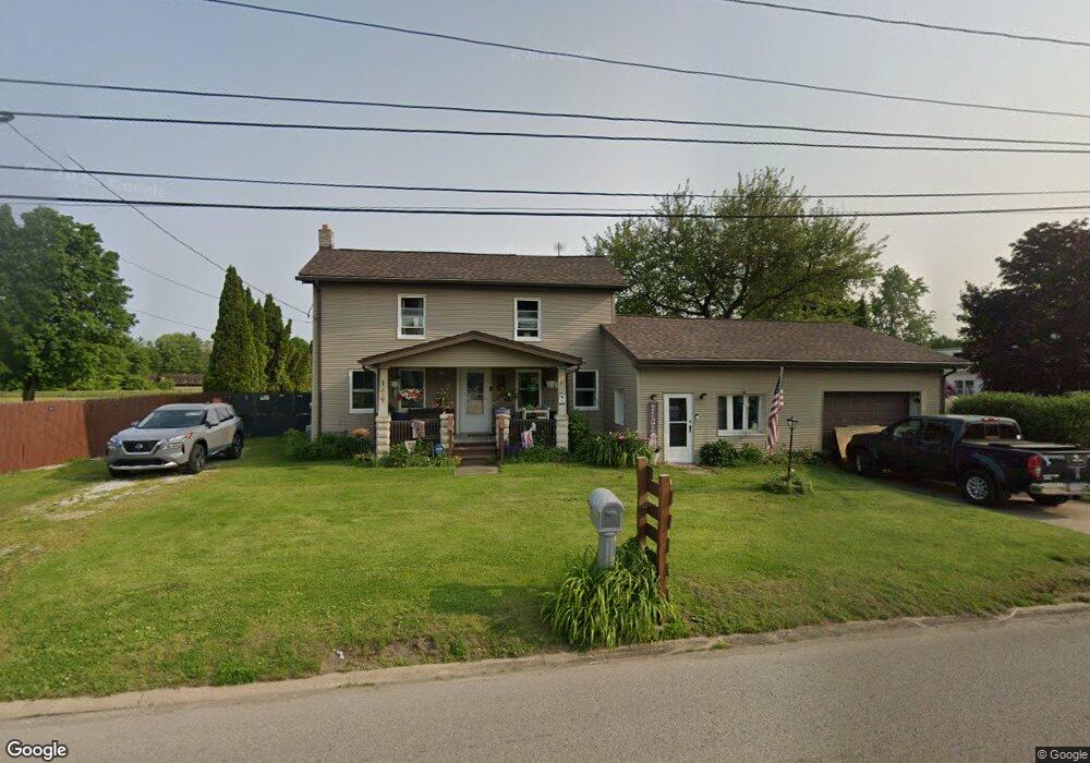 528 W Main Rd, Conneaut, OH 44030 - photo 1