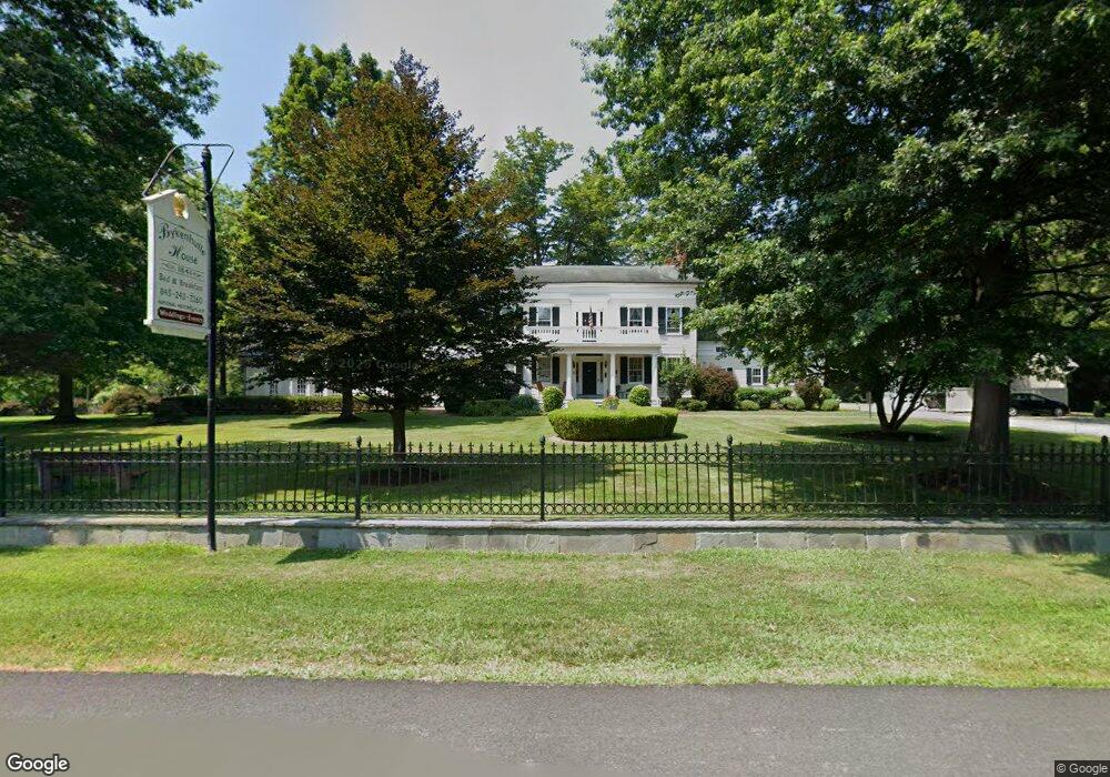 21 Bykenhulle Rd unit 4, Hopewell Junction, NY 12533 - photo 1