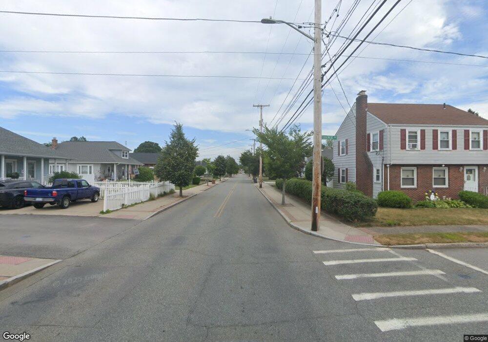 348 Columbus Ave, Pawtucket, RI 02861 - photo 1