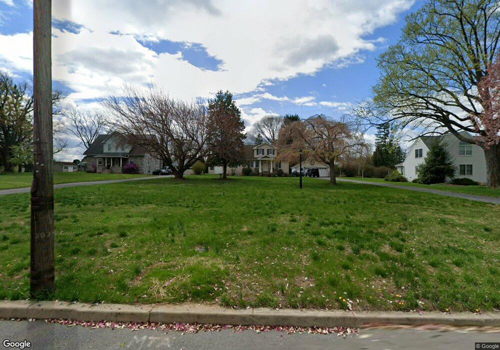 3234 Stoudts Ferry Bridge Rd, Reading, PA 19605 - photo 1