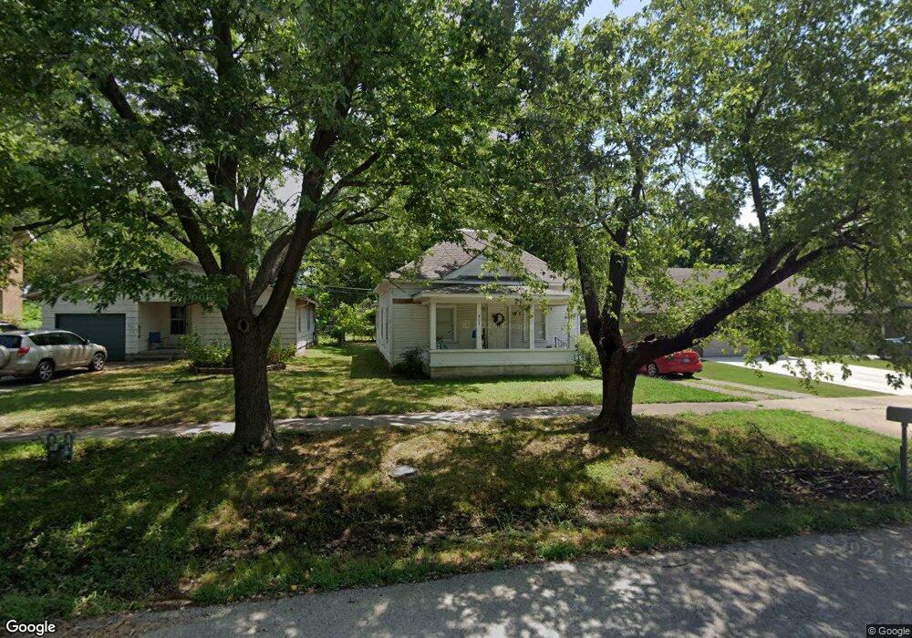 212 S Perdue Ave, Claremore, OK 74017 - photo 1