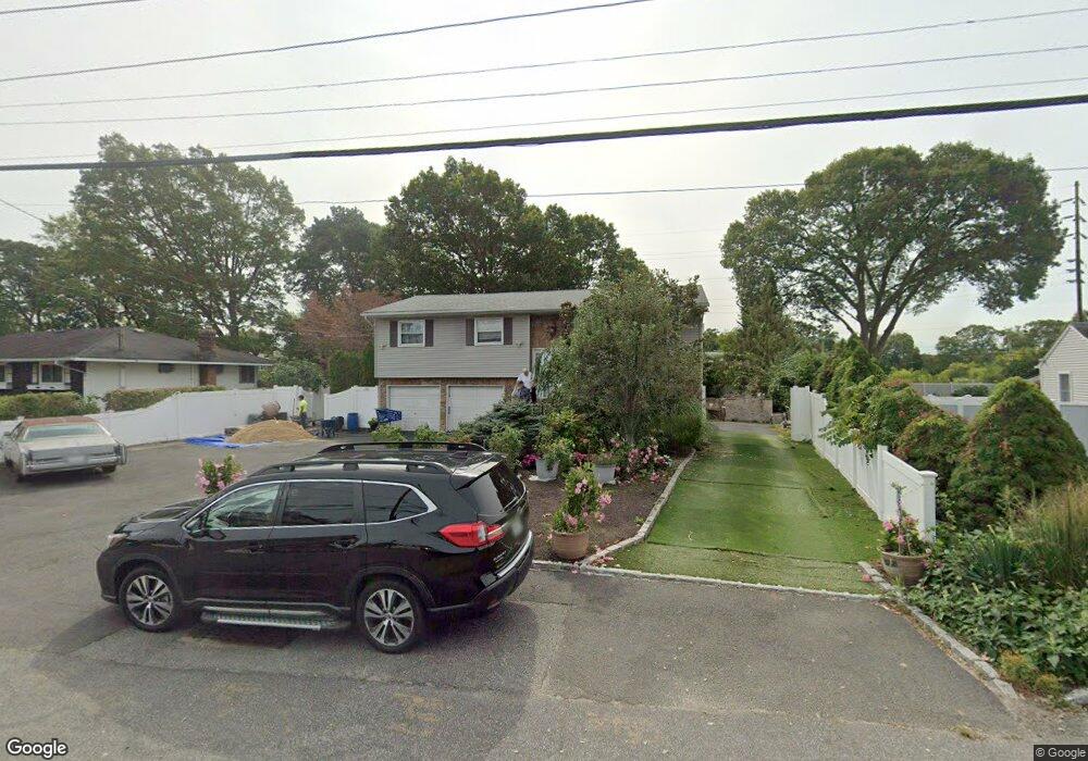 412 Moffitt Blvd, Islip, NY 11751 - photo 1