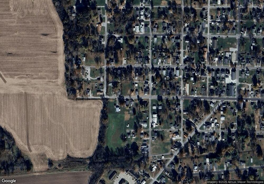 914 W 3rd St, Bicknell, IN 47512 - photo 1