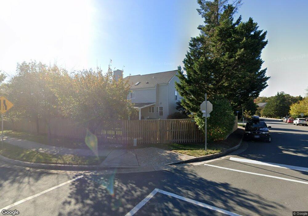 46853 Backwater Dr, Sterling, VA 20164 - photo 1