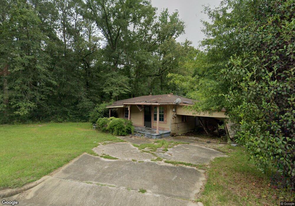 2051 Quinlivan Rd, McComb, MS 39648 - photo 1