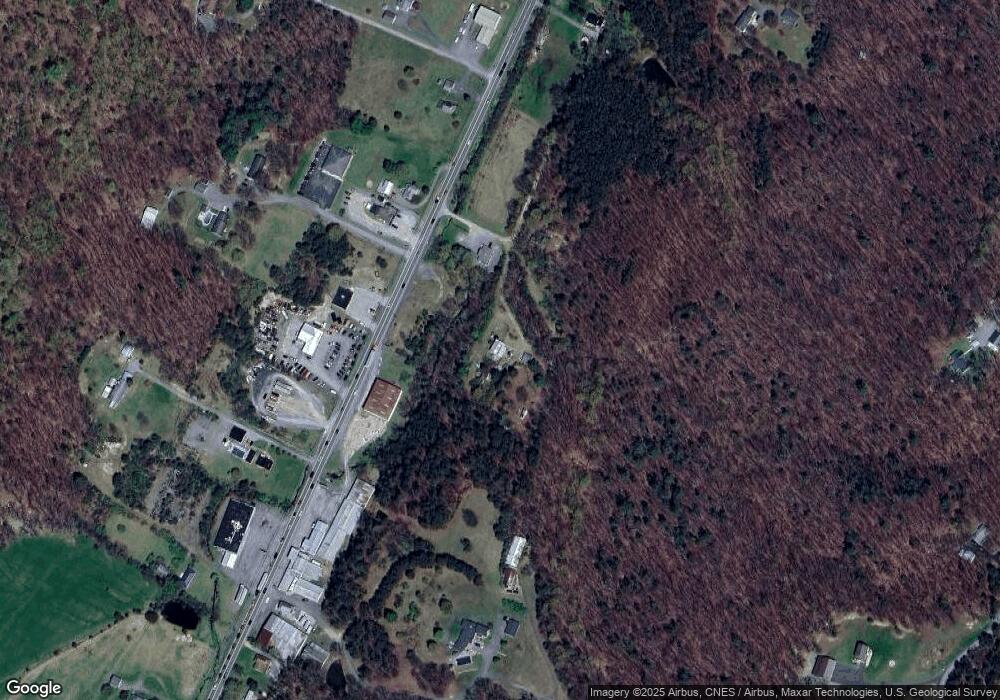 110 Nationwide Ln, Berkeley Springs, WV 25411 - photo 1