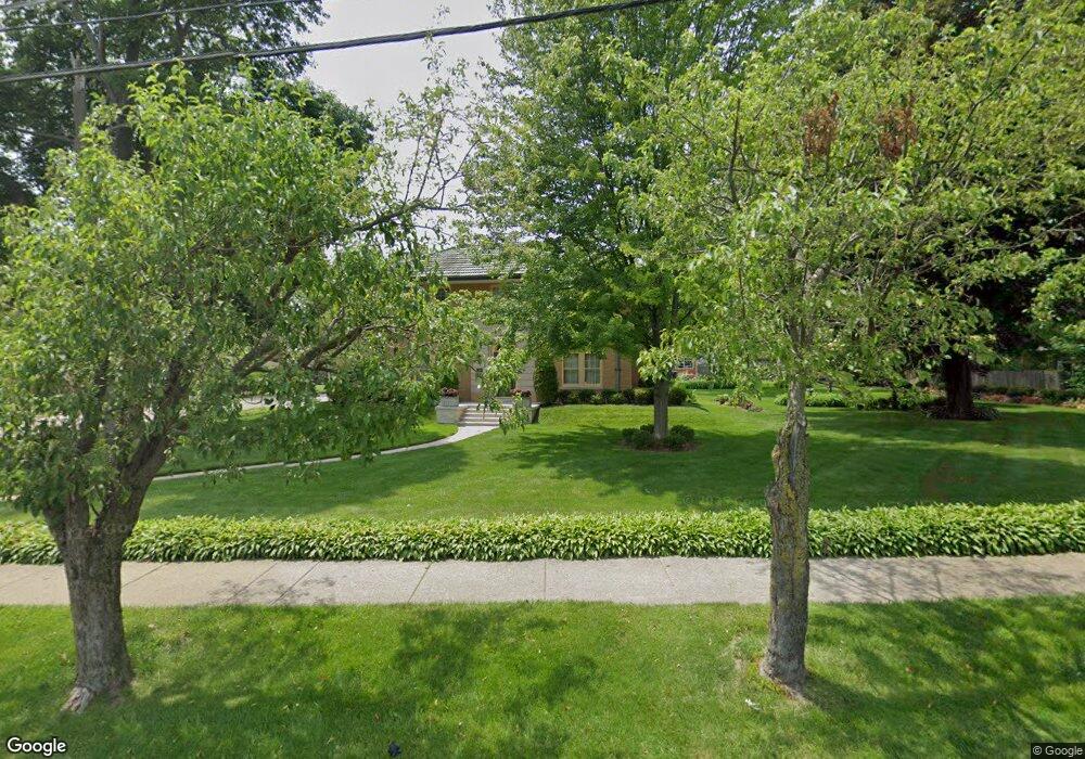 1424 N Sheridan Rd, Waukegan, IL 60085 - photo 1