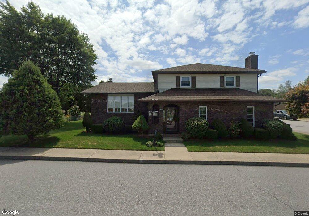 1026 W 20th St, Hazleton, PA 18202 - photo 1