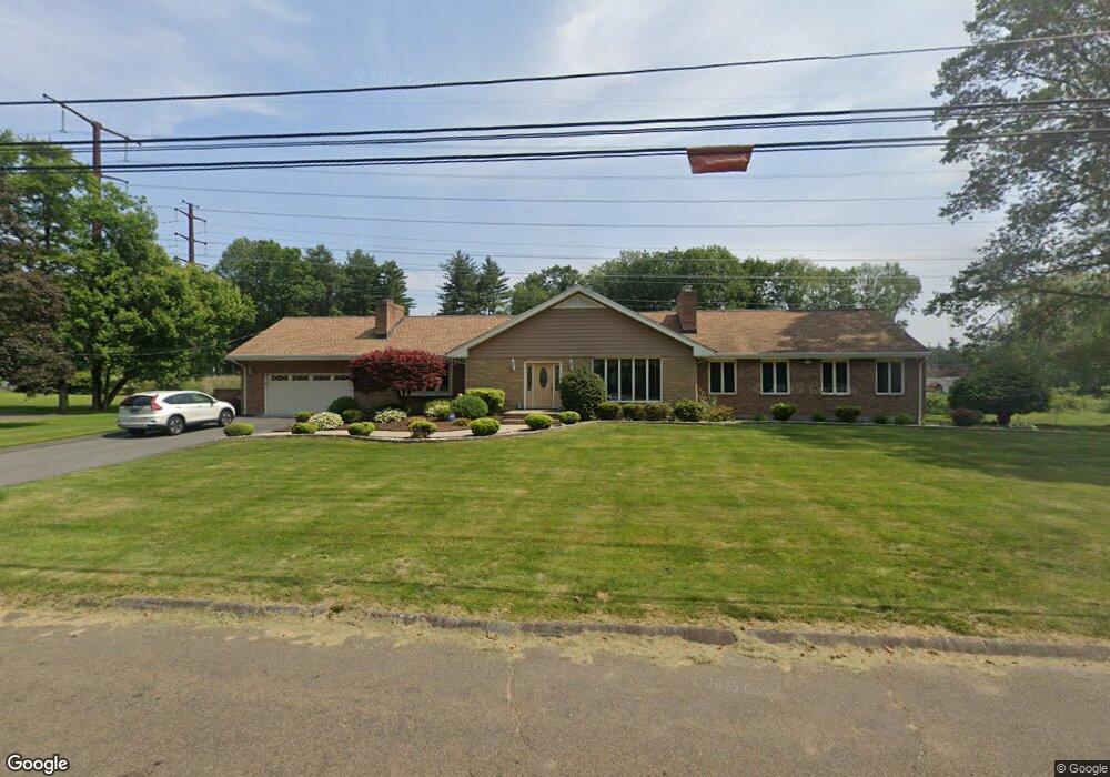 260 High Plains Rd, Orange, CT 06477 - photo 1