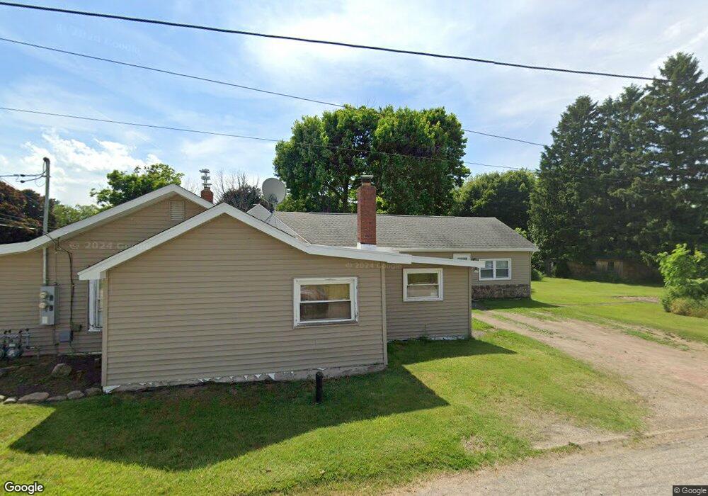 2226 Loveland Ave, Erie, PA 16506 - photo 1