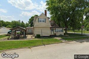 102 Dickson St, Sidell, IL 61876