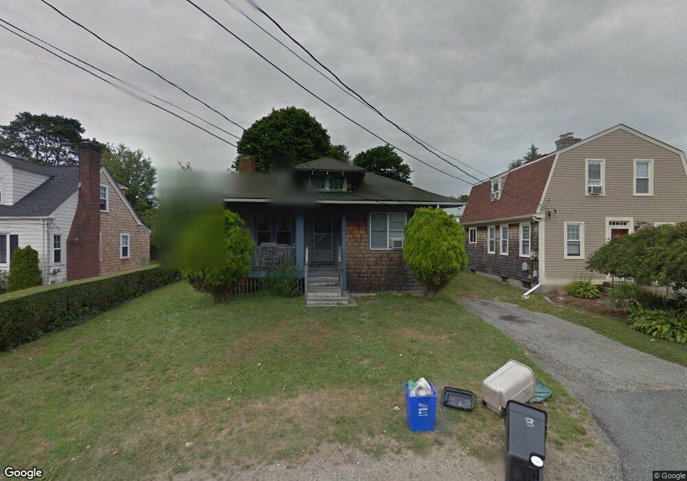 8 Freeborn St, Newport, RI 02840 - photo 1