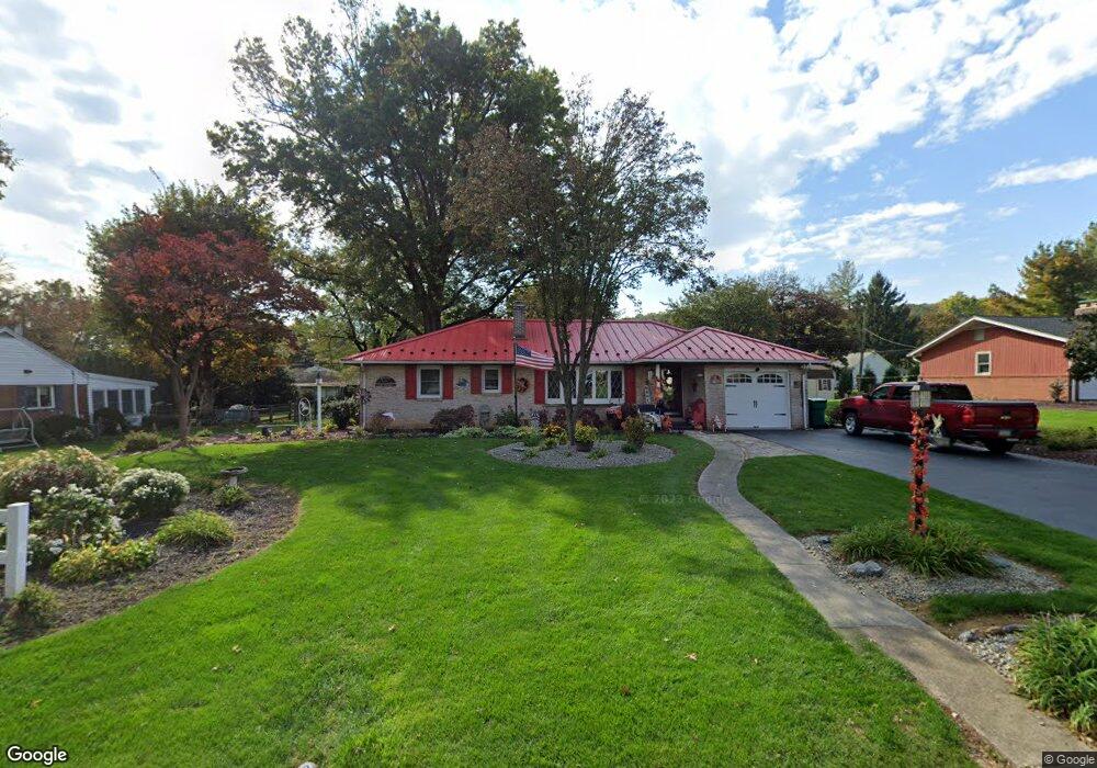 158 E Glenn Rd, Hershey, PA 17033 - photo 1