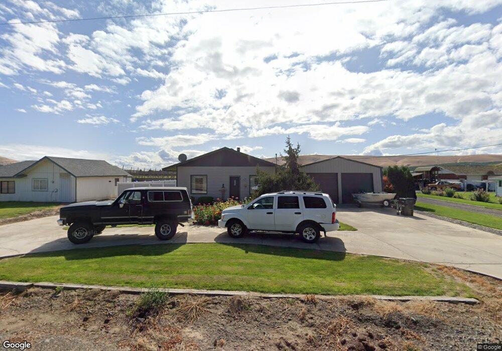 8006 Beauchene Rd, Moxee, WA 98936 - photo 1