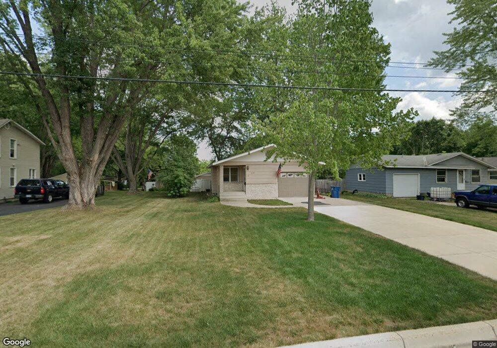 320 8th Ave S, Sauk Rapids, MN 56379 - photo 1