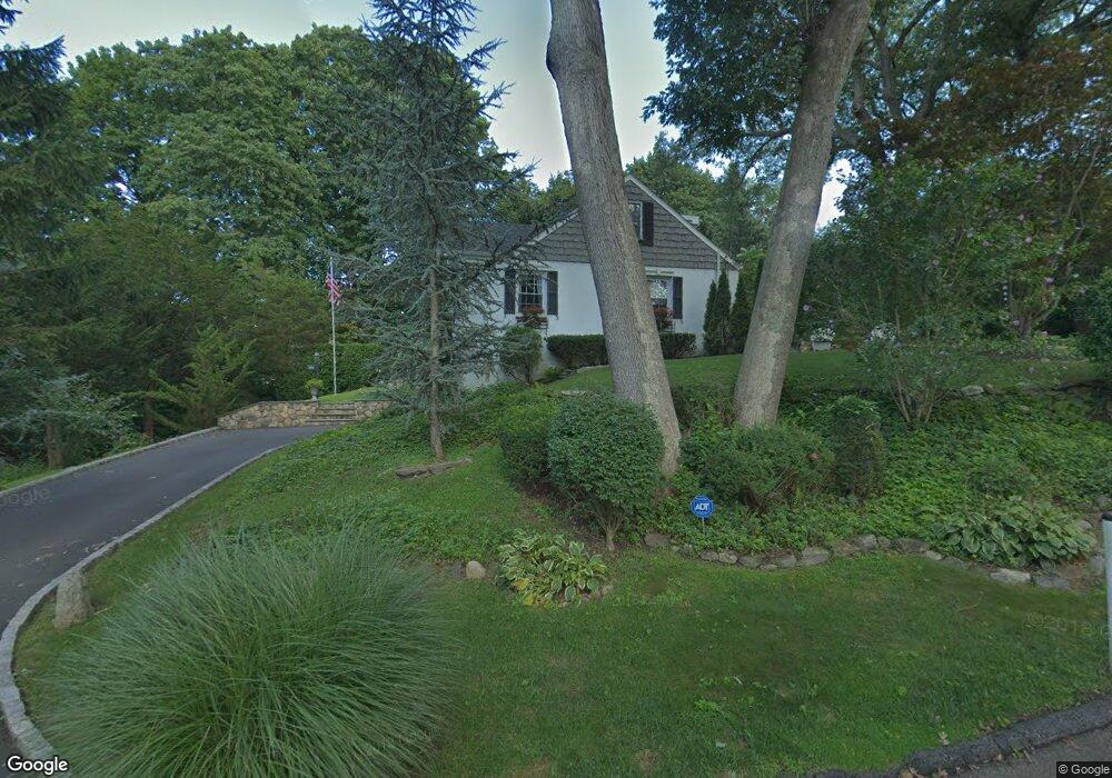 326 Brookline Ave, Hawthorne, NY 10532 - photo 1