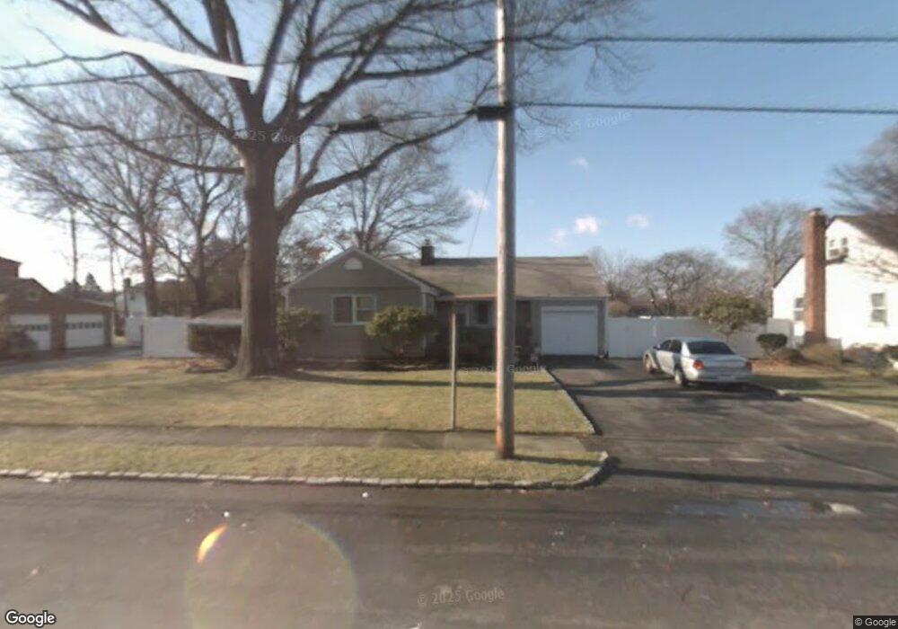 513 Howard Ave, Copiague, NY 11726 - photo 1