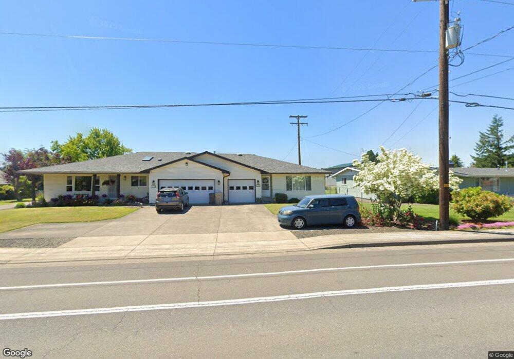 215 SE Fir Villa Rd, Dallas, OR 97338 - photo 1