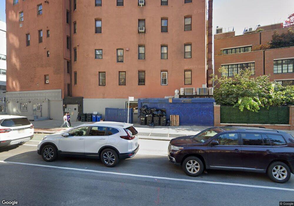 162 Avenue of the Americas, New York, NY 10013 - photo 1