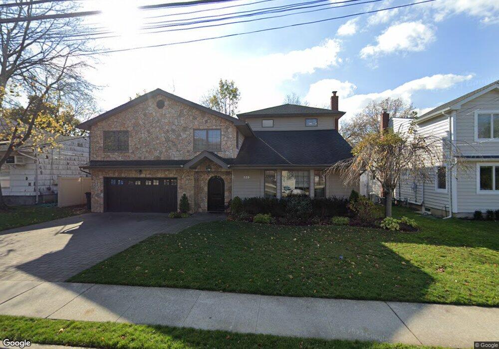 225 Narrow Ln, Woodmere, NY 11598 - photo 1