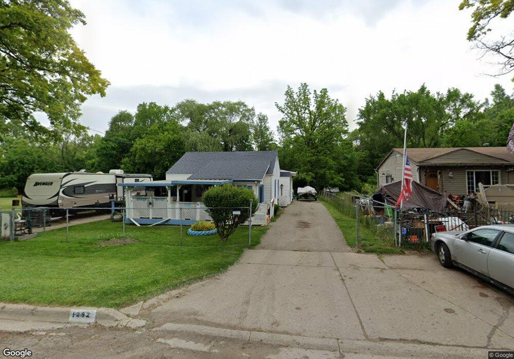 1292 W Princeton Ave, Flint, MI 48505 - photo 1