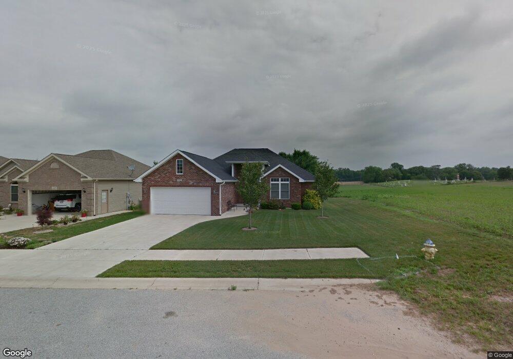 6200 Sheridan Dr, Columbus, IN 47203 - photo 1