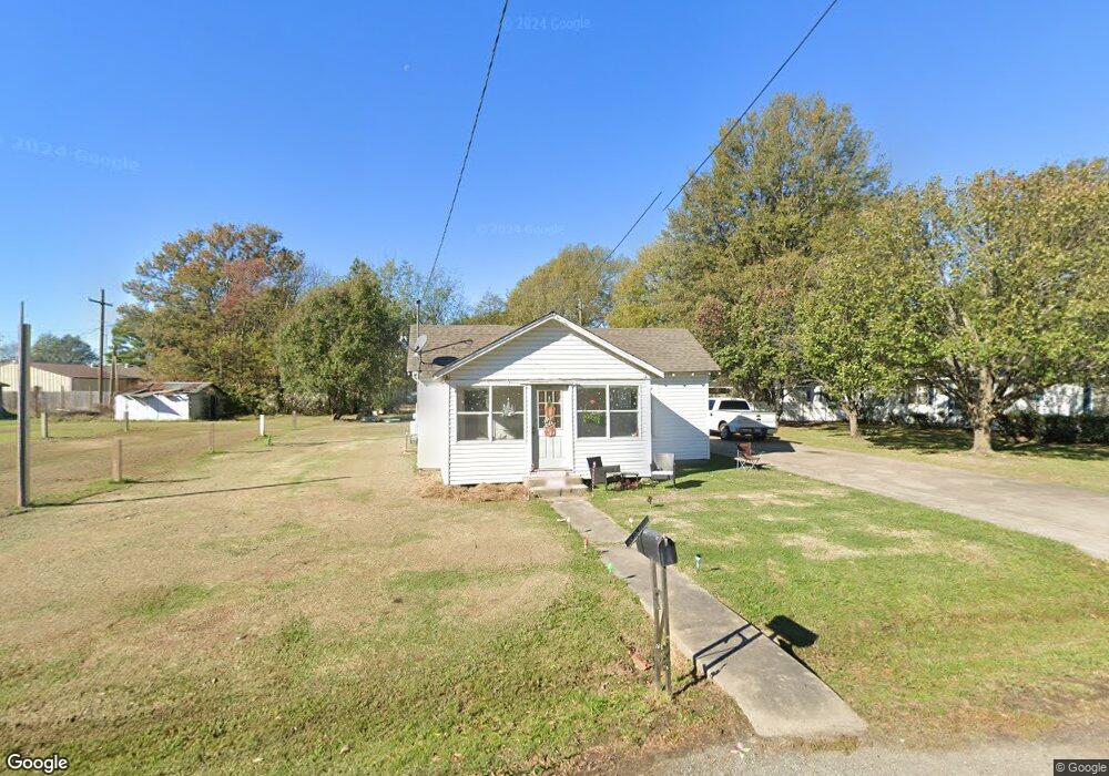 1810 S Leslie St, Stuttgart, AR 72160 - photo 1
