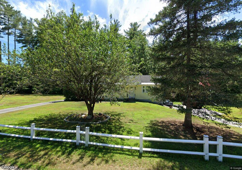 134 Baboosic Lake Rd, MerriMacK, NH 03054 - photo 1