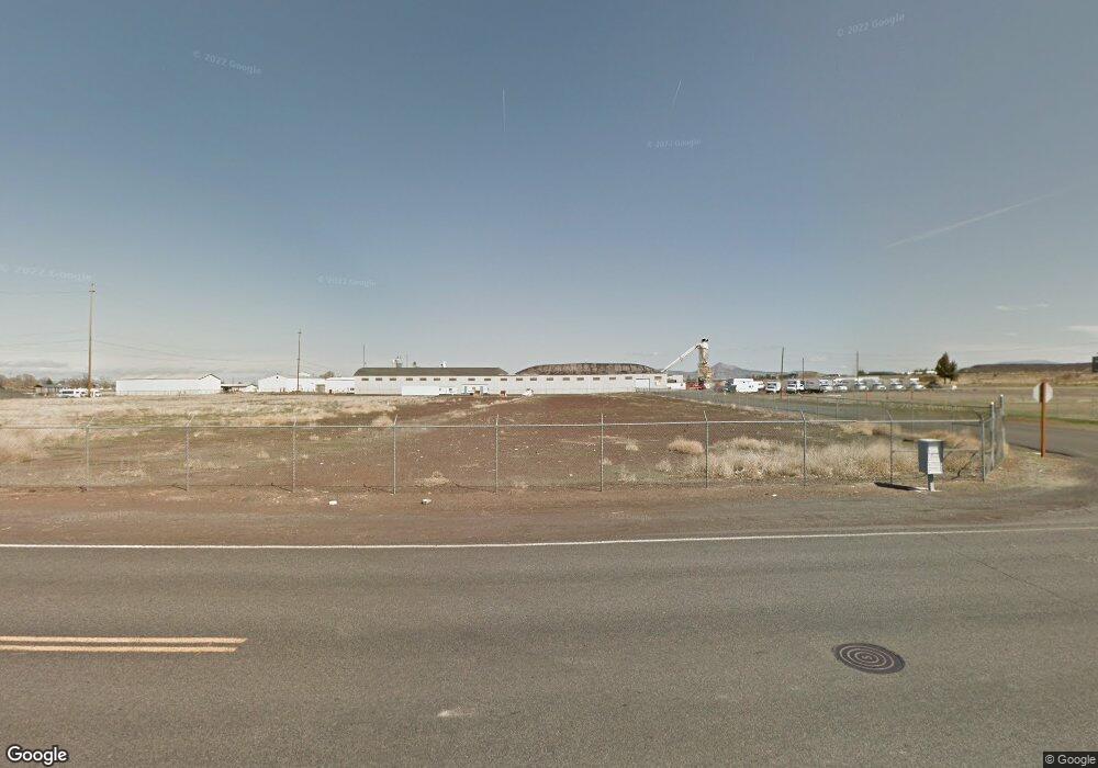 24 SE 6th St, Redmond, OR 97756 - photo 1