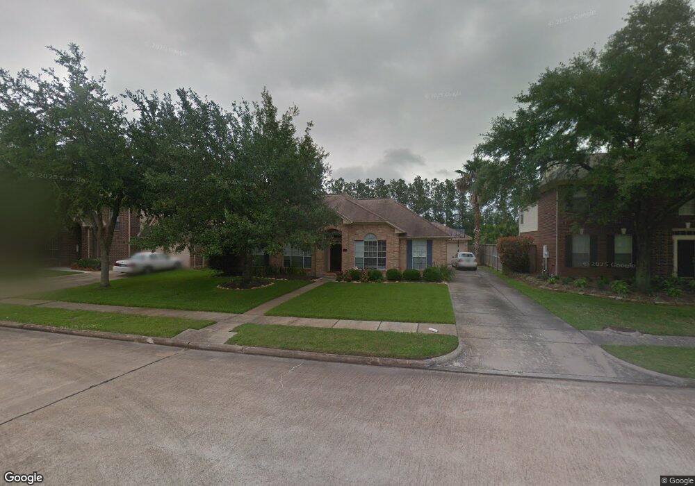 2015 S Mission Cir, Friendswood, TX 77546 - photo 1