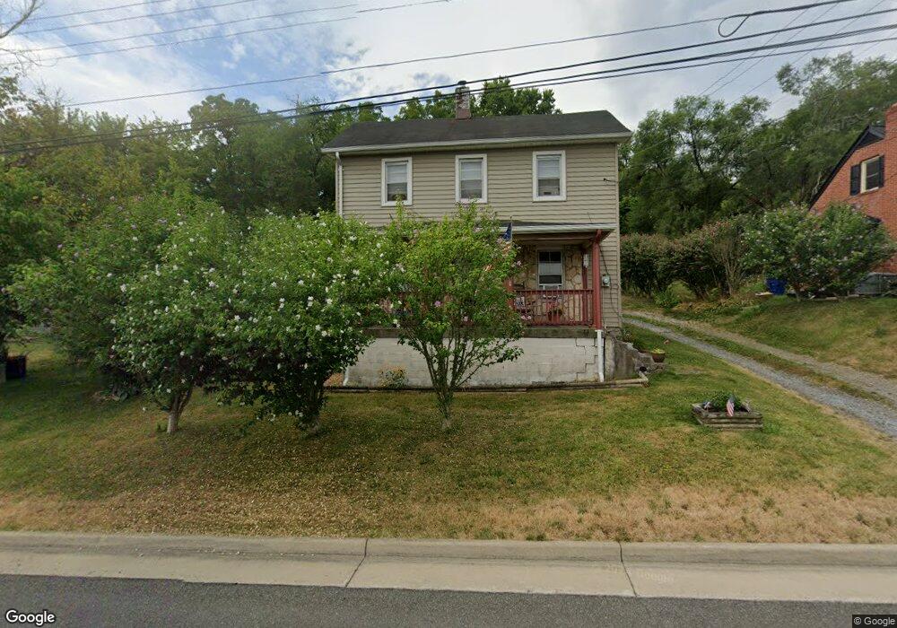 63 W Duck St, Front Royal, VA 22630 - photo 1