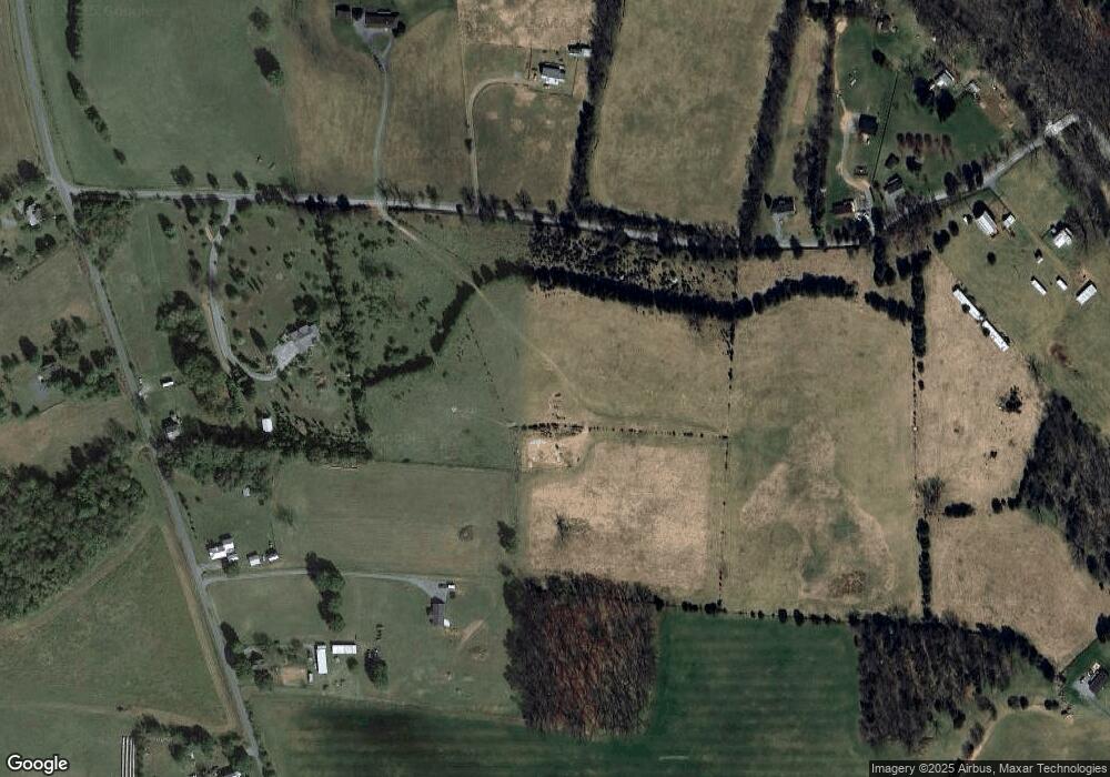 314 Pass Run Rd, Luray, VA 22835 - photo 1