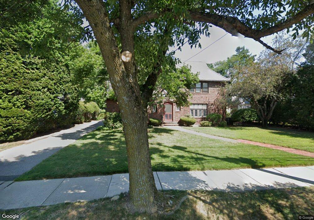 487 Ward St unit house, Newton Center, MA 02459 - photo 1