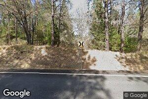 4933 Azalea Dr, Grants Pass, OR 97526