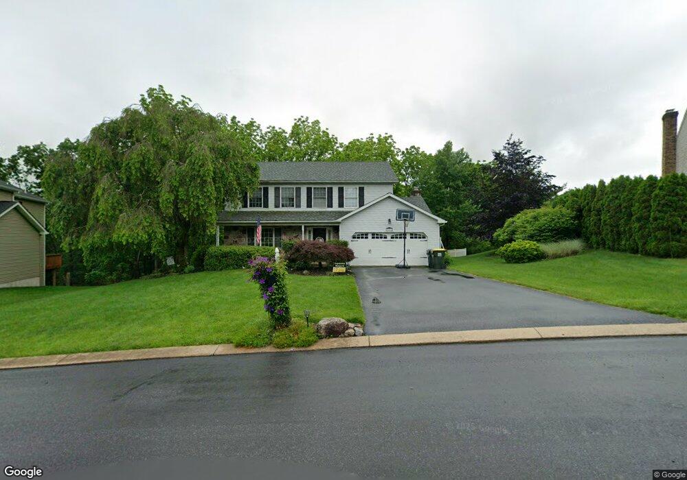 5434 Ashley Dr, Laurys Station, PA 18059 - photo 1