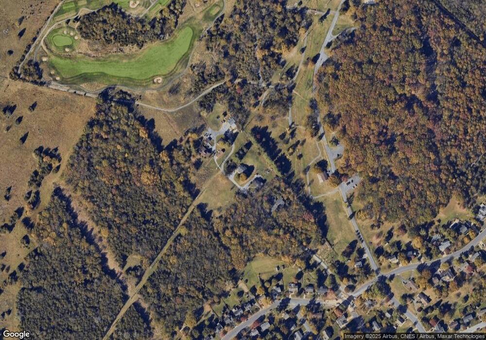 1207 S Dogwood Dr, Harrisonburg, VA 22801 - photo 1