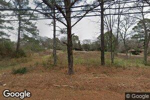 32 Cedar Ln, Halifax, NC 27839
