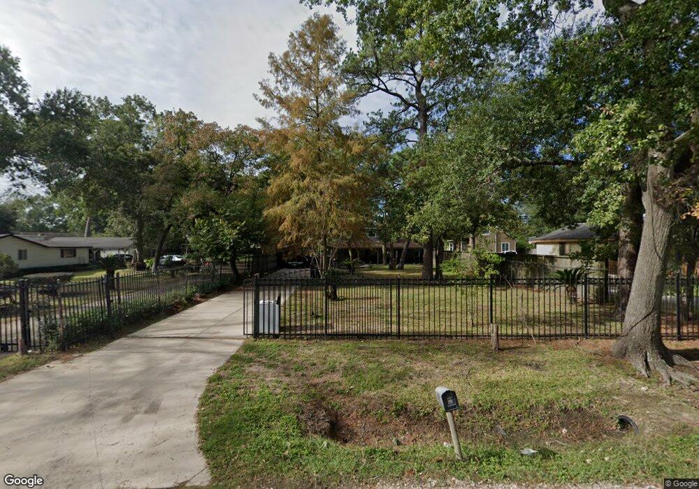 6825 Carver Rd, Houston, TX 77091 - photo 1