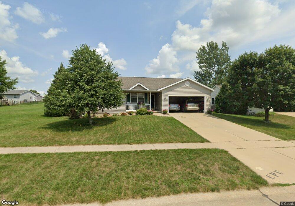 618 Nodaway Dr, Center Point, IA 52213 - photo 1