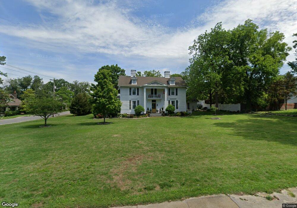 403 E Franklin St, Shelbyville, TN 37160 - photo 1