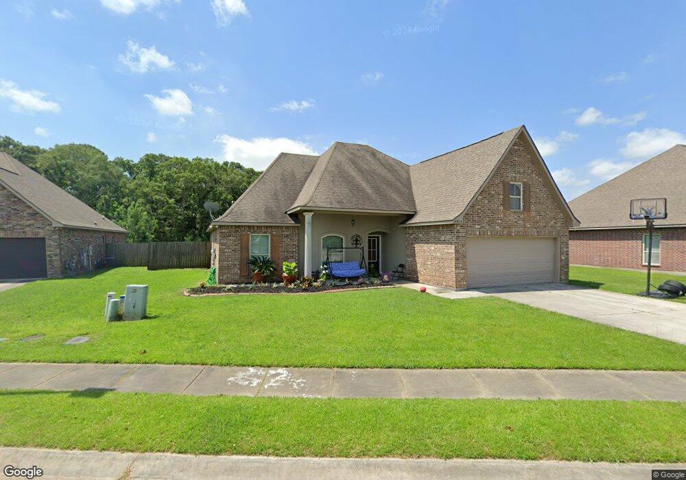 19925 Pecan Hill Dr, Zachary, LA 70791 - photo 1
