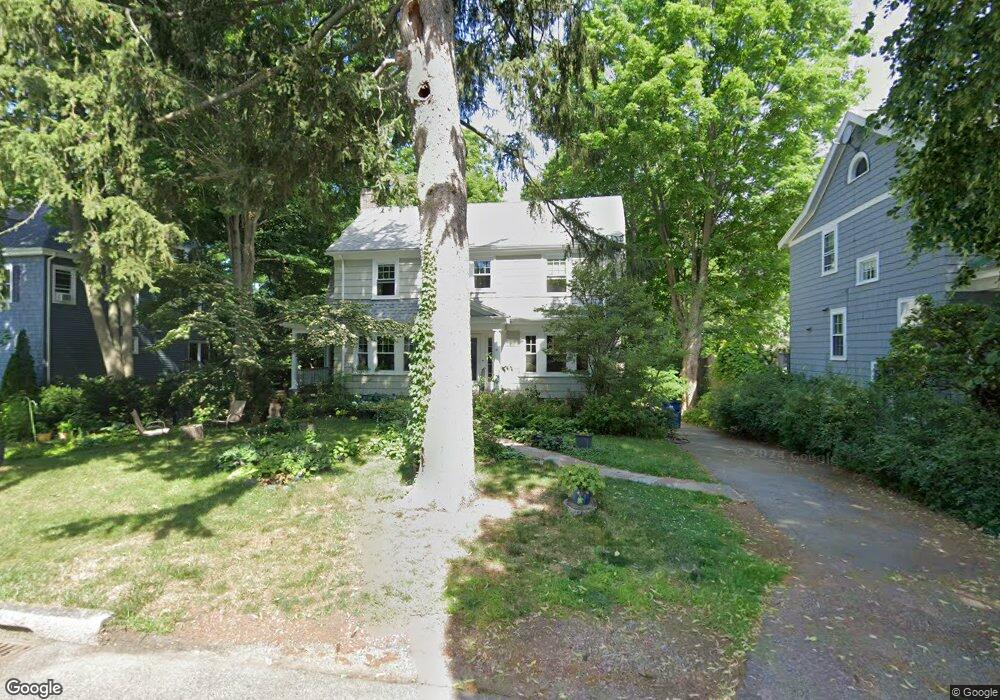 21 Linnet St, West Roxbury, MA 02132 - photo 1