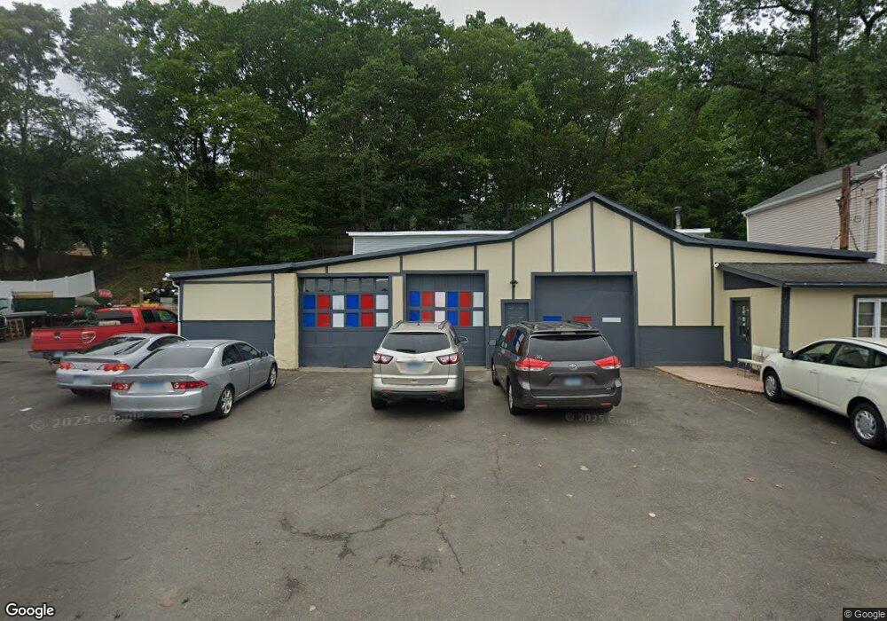 216 Forest Rd, West Haven, CT 06516 - photo 1