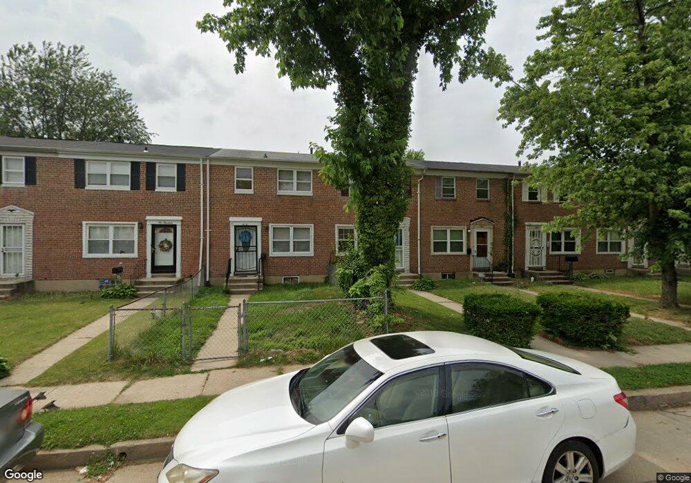 610 Markham Rd, Baltimore, MD 21229 - photo 1